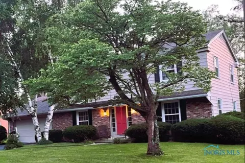 1009 Kennedy Ln, Fostoria, OH 44830