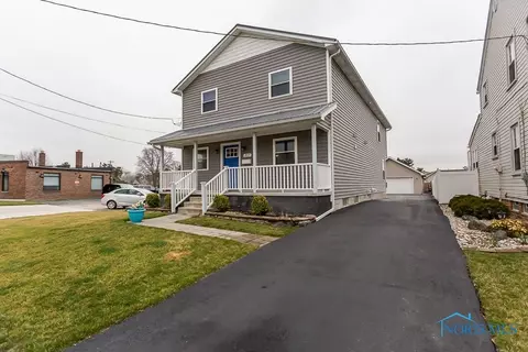 317 Hillview, Rossford, OH 43460