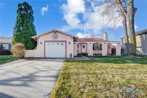2528 Point Pleasant Way, Toledo, OH 43611