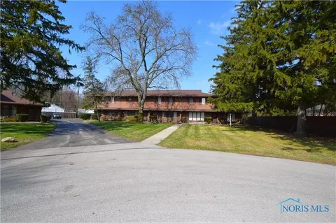 4071 Sherwood Forest Manor Rd, Toledo, OH 43623