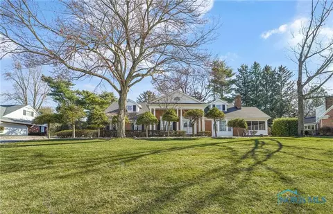 4528 Farmington Rd, Toledo, OH 43623