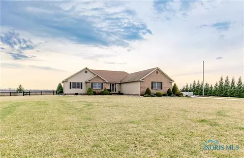 23852 Stony Ridge Rd, Perrysburg, OH 43551