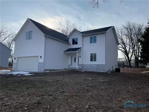 4901 W Alexis Rd, Sylvania, OH 43560