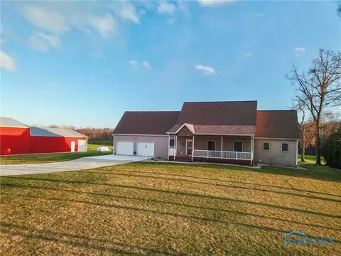 2394 County Road M50 County Rd, Edon, OH 43518