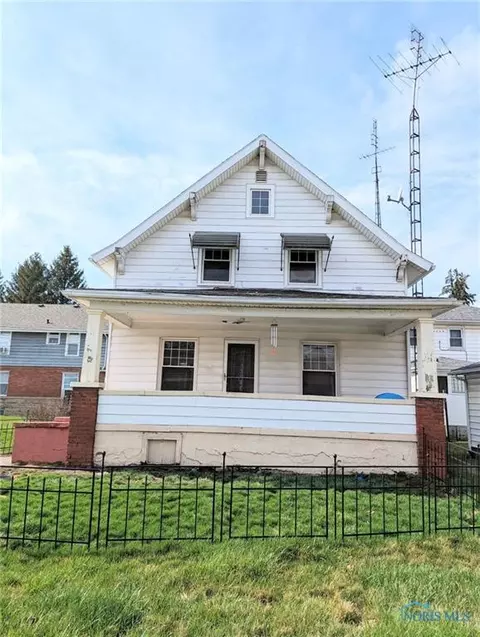 620 Division St, Defiance, OH 43512