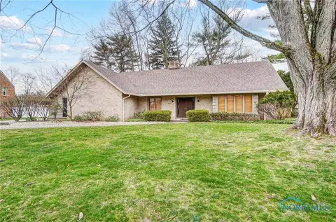 5317 Bainbridge Rd, Toledo, OH 43623