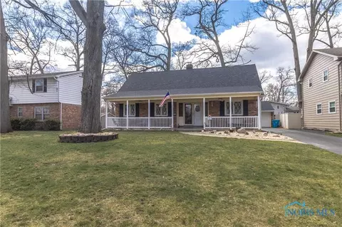 4839 Oak Glen Dr, Toledo, OH 43613