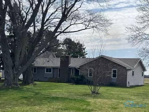 17441 County Road M1 Rd, Napoleon, OH 43545