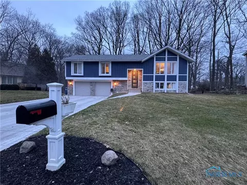 1617 Fallbrook Rd, Toledo, OH 43614