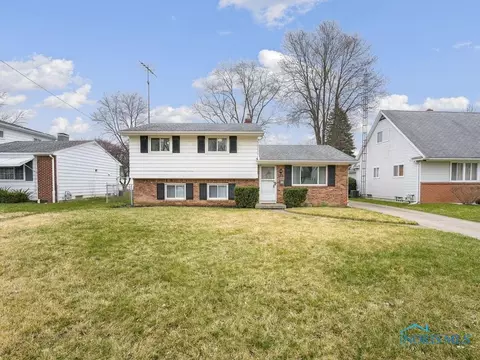 5132 Oldham Dr, Toledo, OH 43613