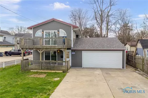 5314 Edgewater Dr, Toledo, OH 43611