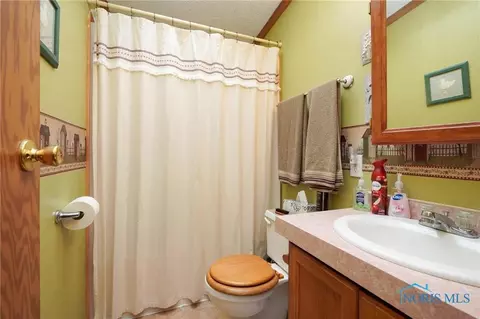 281 E South St, Mccomb, OH 45858 photo 30