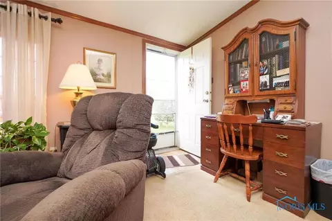 281 E South St, Mccomb, OH 45858 photo 9