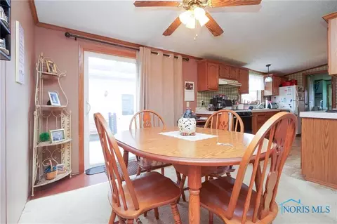 281 E South St, Mccomb, OH 45858 photo 17