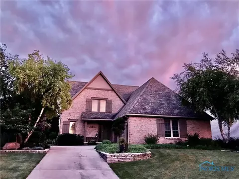 6657 Hunters Xing, Maumee, OH 43537