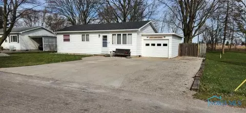 306 Jackson St, Delta, OH 43515 photo 2