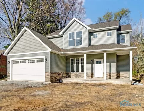 5 Baker Dr, Bowling Green, OH 43402