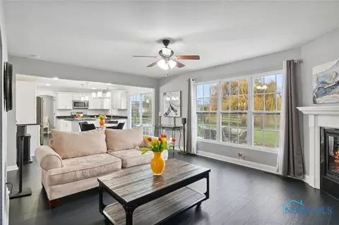 7048 Saddleback Rd, Maumee, OH 43537 photo 5