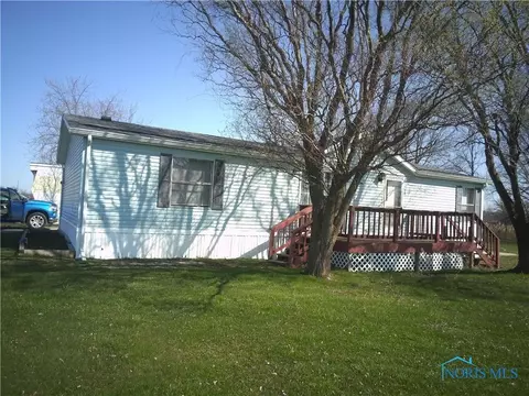 1735 Cimmaron Ln, Defiance, OH 43512