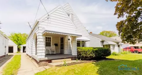 2034 Berdan Ave, Toledo, OH 43613