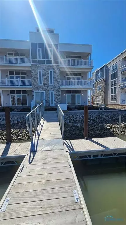 2713 S Harbor Bay Dr #1212, Lakeside Marblehead, OH 43440