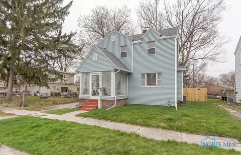 6039 325th St, Toledo, OH 43611