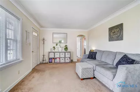 220 Rector Ave, Findlay, OH 45840 photo 6