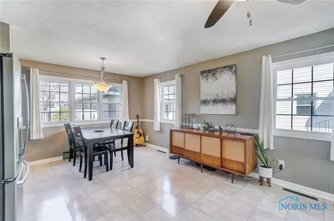 220 Rector Ave, Findlay, OH 45840 photo 12