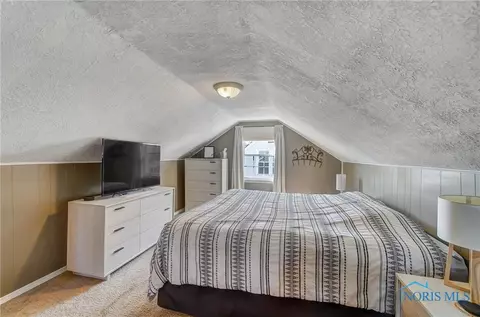 220 Rector Ave, Findlay, OH 45840 photo 27