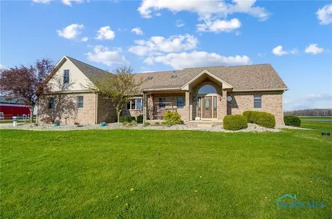 19461 Pemberville Rd, Pemberville, OH 43450