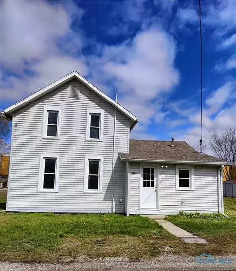 103 Pearl St, Sherwood, OH 43556
