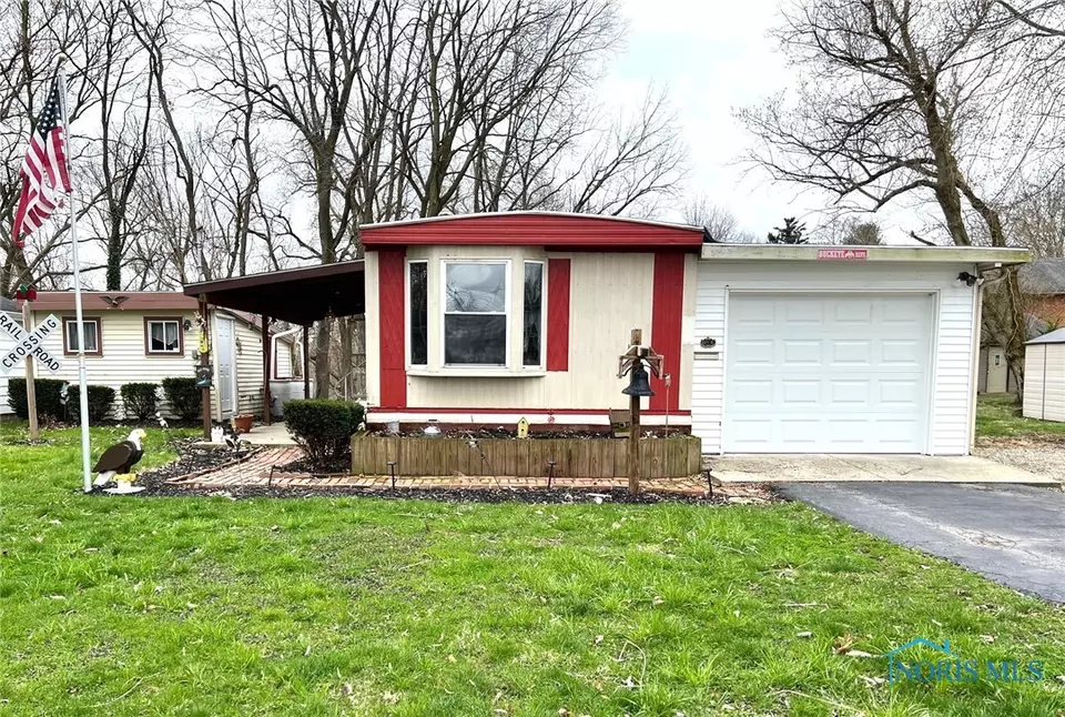 221 E Crawford St, Upper Sandusky, OH 43351 19 Photos Movoto