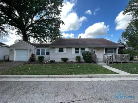 122 Elm Dr, Bryan, OH 43506