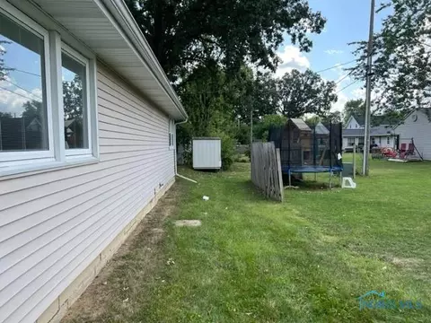 122 Elm Dr, Bryan, OH 43506 photo 8