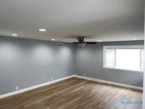 122 Elm Dr, Bryan, OH 43506 photo 9