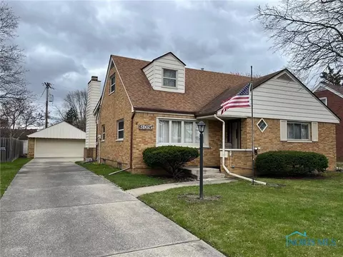 3165 Penrose Ave, Toledo, OH 43614