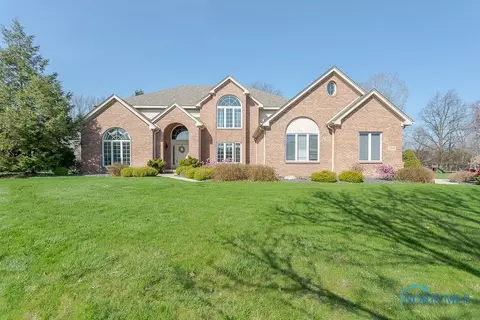 3500 Stillwater Blvd, Maumee, OH 43537
