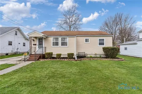 1320 Park St, Findlay, OH 45840