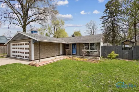403 John St, Bryan, OH 43506