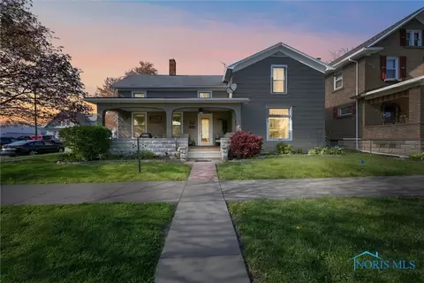 1128 Garrison St, Fremont, OH 43420