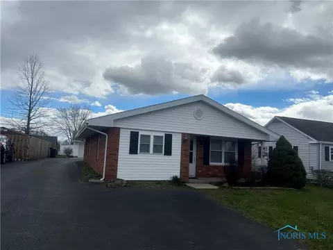 409 W Bigelow Ave, Findlay, OH 45840