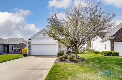 7137 Longwater Dr, Maumee, OH 43537
