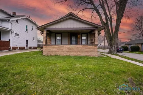 1802 Berdan Ave, Toledo, OH 43613