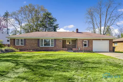 3314 Winston Blvd, Toledo, OH 43614