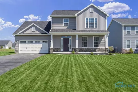 123 Bentley Dr, Perrysburg, OH 43551