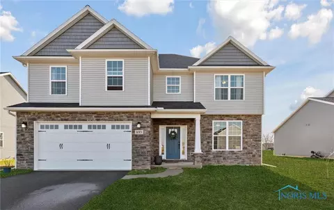 1013 Stoneleigh Rd, Perrysburg, OH 43551