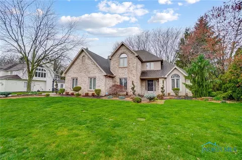 2241 Heatherwood Dr, Findlay, OH 45840