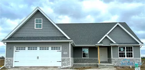 15365 Sugar Maple Dr, Perrysburg, OH 43551