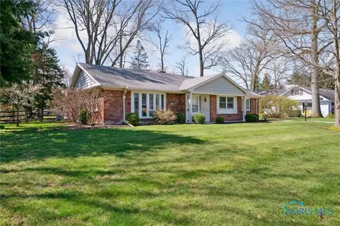 4635 Carskaddon Ave, Toledo, OH 43615