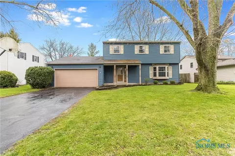 616 Pasteur Ave, Bowling Green, OH 43402